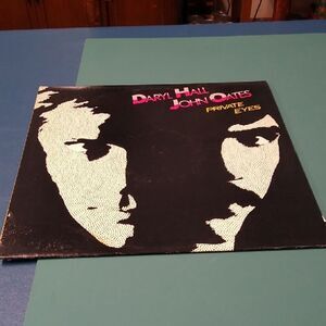 Daryl Hall & John Oates 'Private Eyes' Vinyl Record